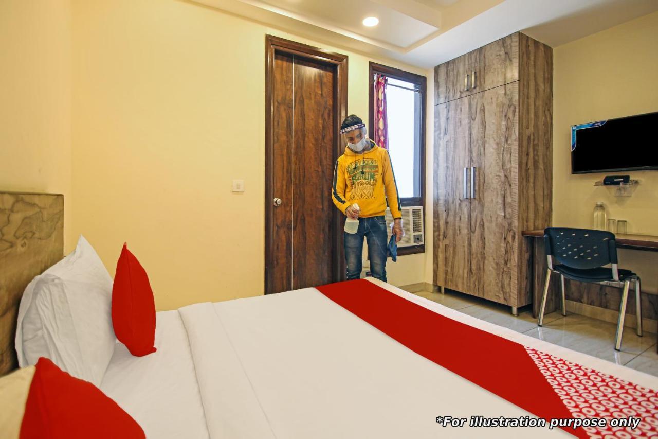 Oyo 82476 Royal Garden Ghaziabad Extérieur photo